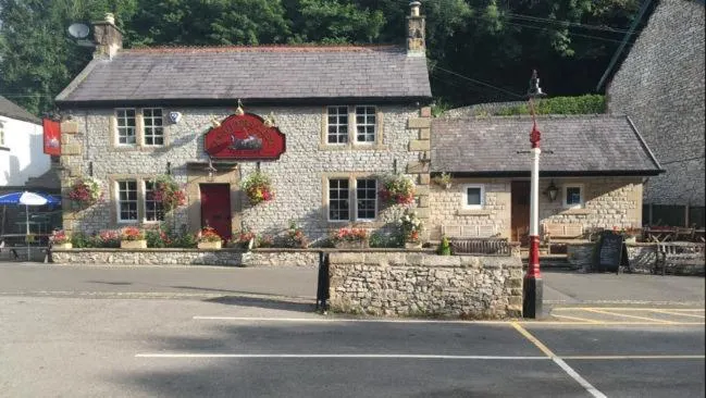 Anglers rest - Image 1