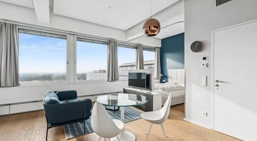 Luxury apartment with great view - Image 1