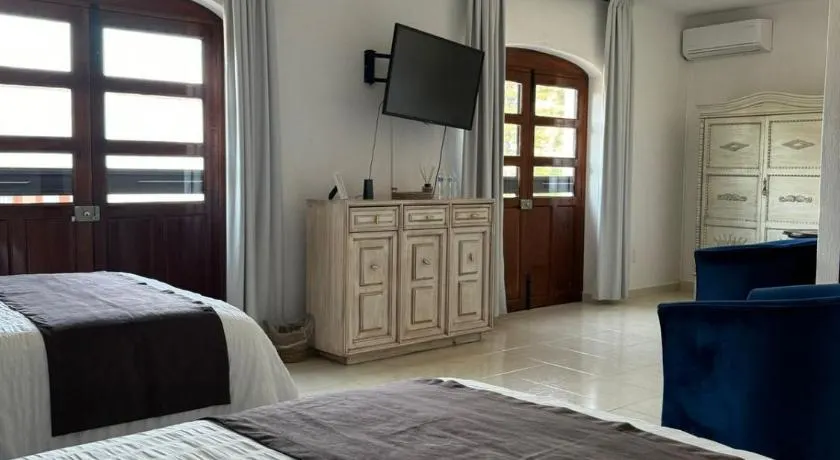 Suite Los Angeles - Image 1