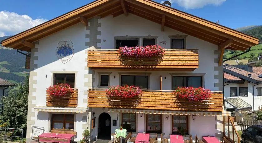 Gasthaus St. Valentin - Image 1