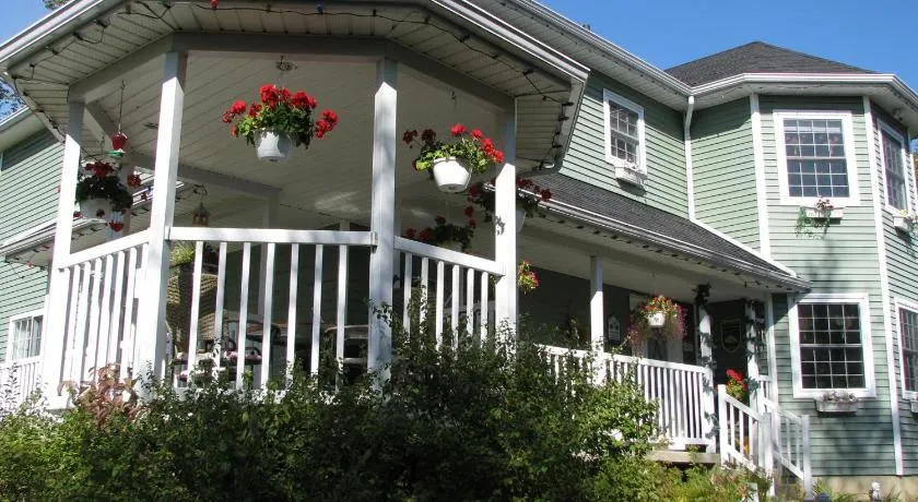 Arkadia Eastman B&B - Image 1