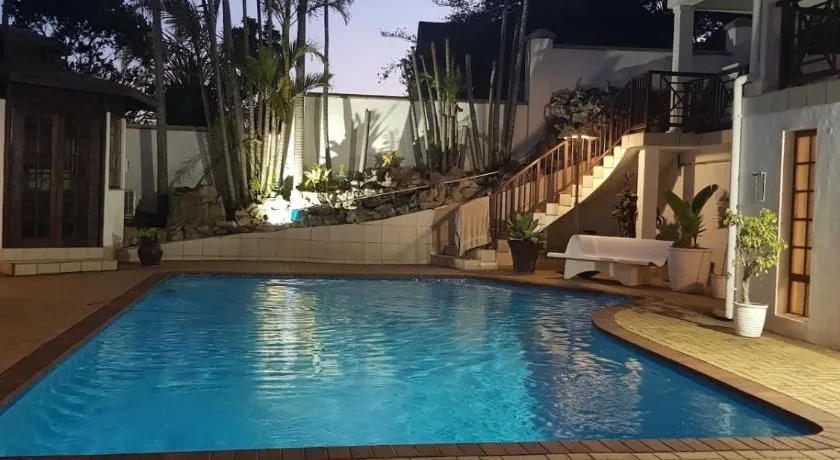 Ingwe Manor Guesthouse - Image 1