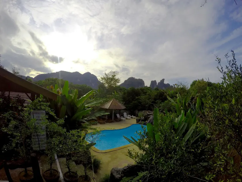 Khao Sok Morning Mist Resort - Image 1