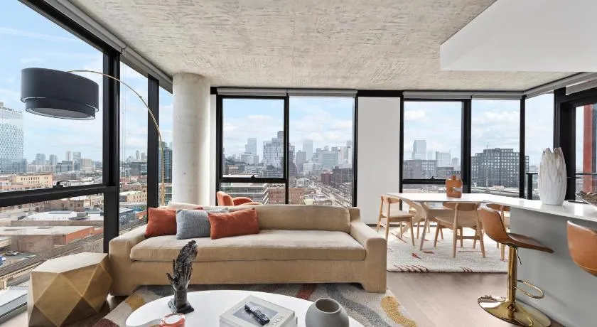 Fulbrix Bright Designer Apartments with West Loop Views - Image 1