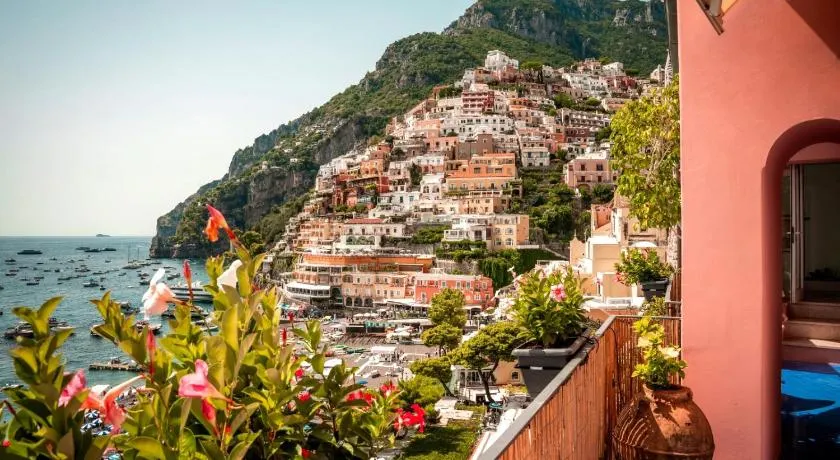 Luxury Maison Cherie - Positano Charme & Sea View - Image 1