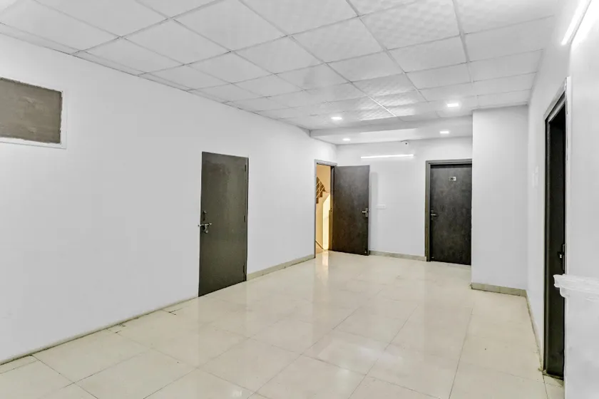 Hotel O Shree Gaurang Residency - Image 1