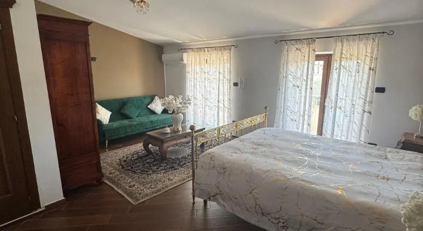 B&B Anna - Image 1
