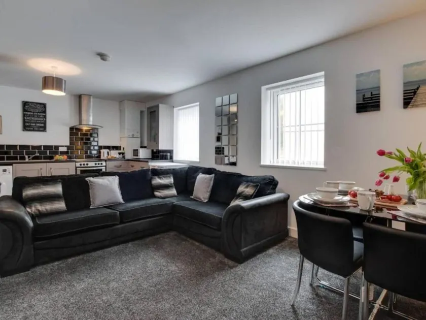 Driftwood Apt 7 Skinningrove - Image 1