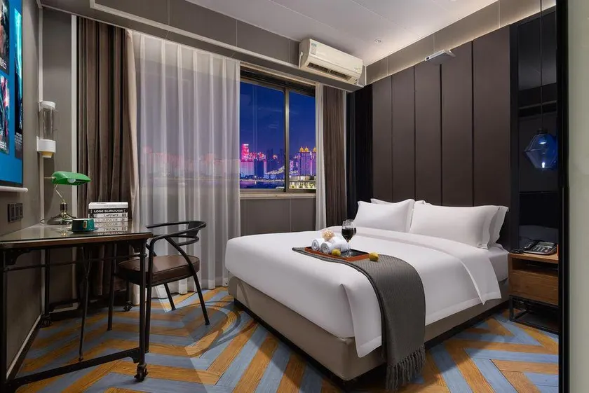 Boyuan Hotel - Image 1