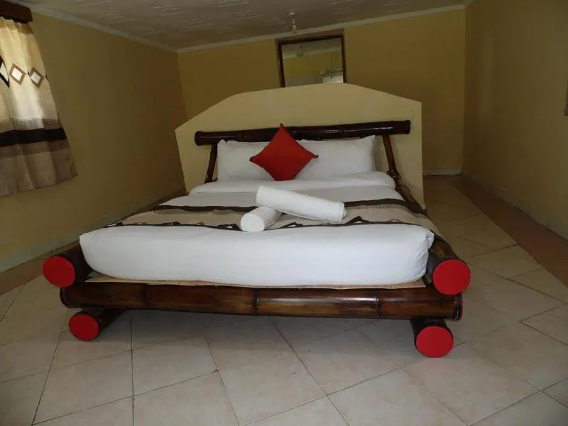 Mara Ndovu Lodge - Image 1