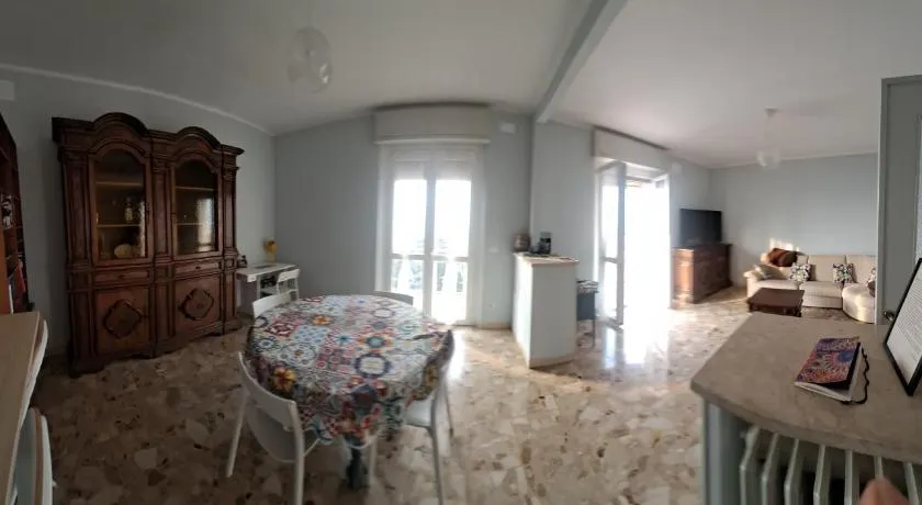 Bella Vista - Image 1
