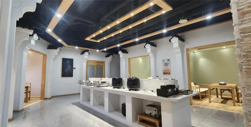 ZhentingHotel - Image 1