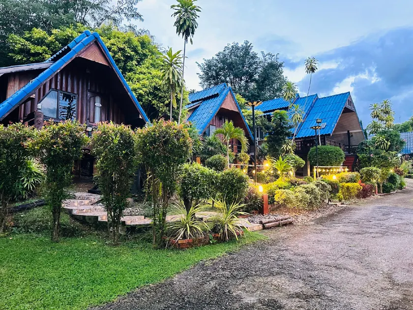 Banphumontalang resort - Image 1