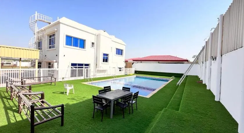 4 Bedrooms villa for rent - Image 1