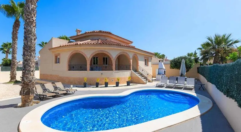 CH Villa Calida Monteazul - Image 1