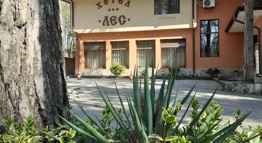 Hotel Les - Image 1