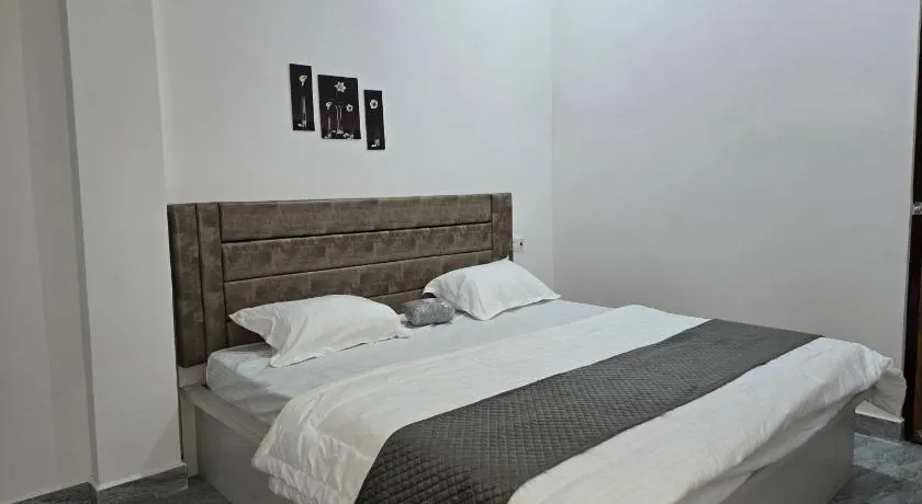 SPOT ON Hotel Arctic Inn - Image 1