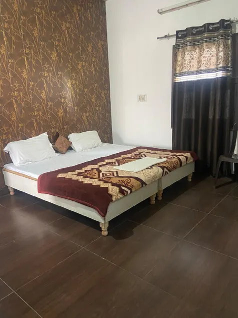 Aspire Town House - Image 1