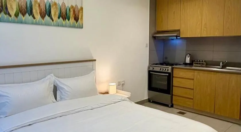 Cozy Studio Apartment in Almamsha Sharjah - Image 1