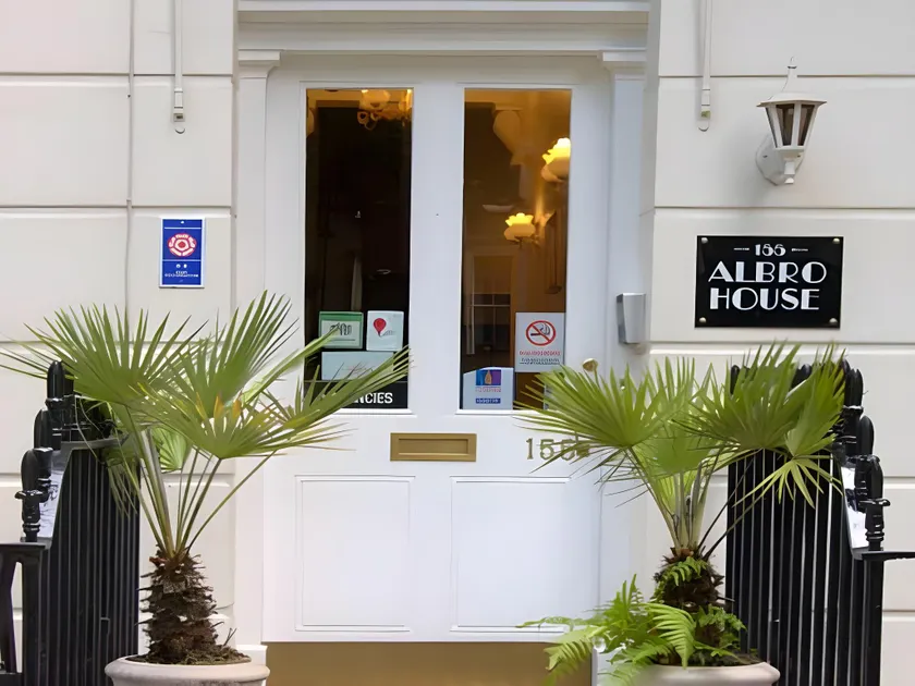 Albro House Hotel, London - Image 1