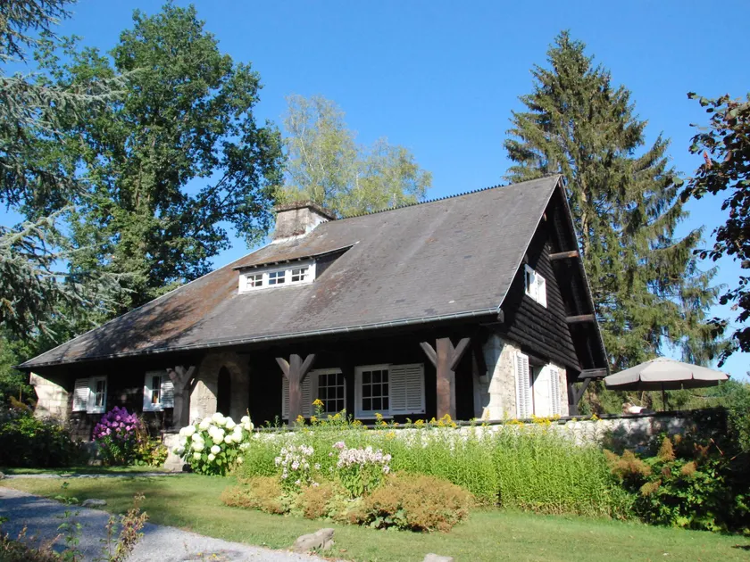 Chic Villa in Vielsalm with Private Garden - Image 1