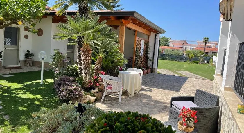 Villa Cecilia Bed and Breakfast - Image 1