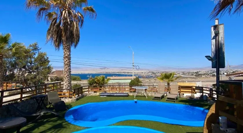 Hotel & Cabañas El Mirador Caldera - Image 1