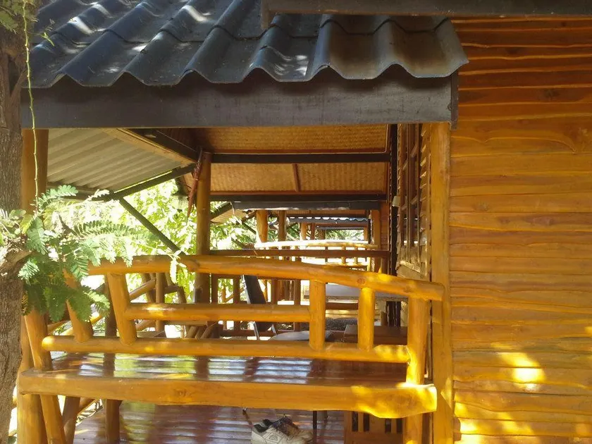 Suandarbporn Resort Mae Sot - Image 1