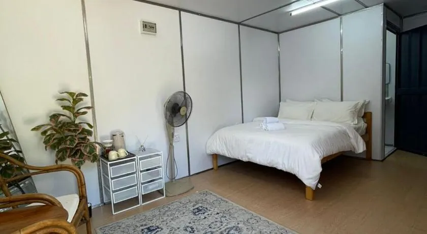 Qayazi Roomstay - Image 1