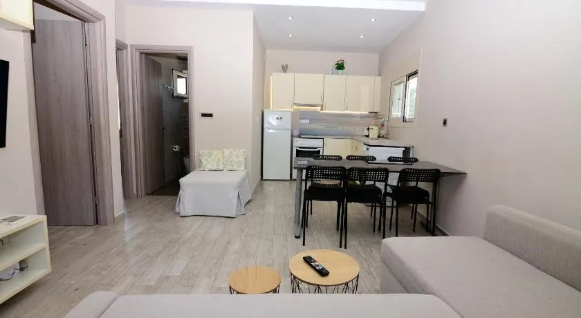 Villa Yvonne by EY Villas - Image 1
