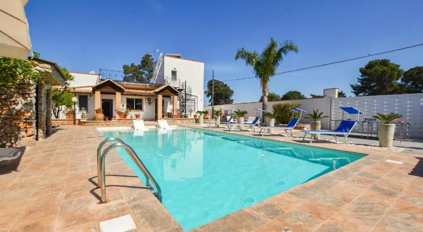 Stunning Home In Terrasini - Image 1