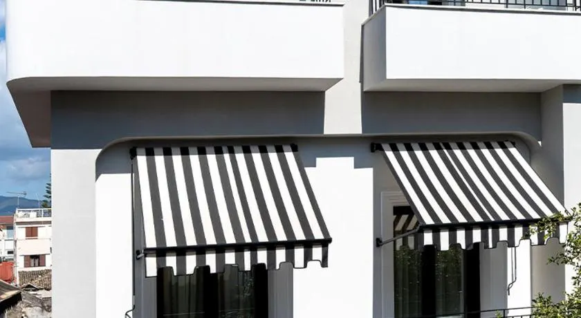 Lord Byron Luxury Suites - Image 1