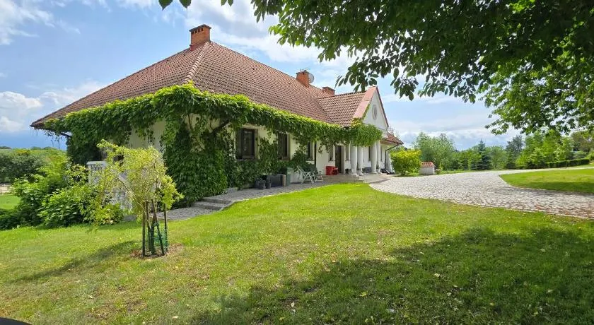 Gościniec Husarski - Image 1