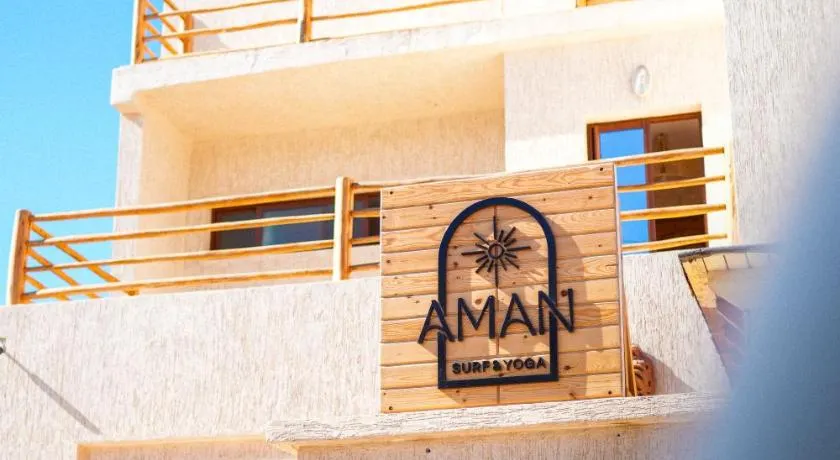 Aman surf paddle yoga - Image 1