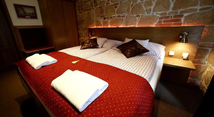 Apartments & Suites Žlutá Hruška - Image 1
