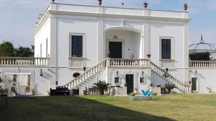 Villa Longo de Bellis - Image 1