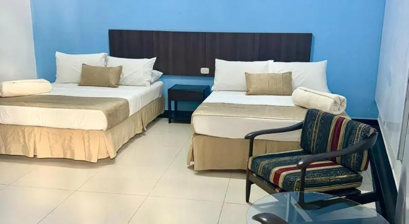 Hotel mantarraya - Image 1