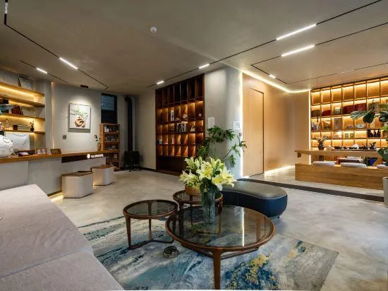 youcheng Hotel - Image 1
