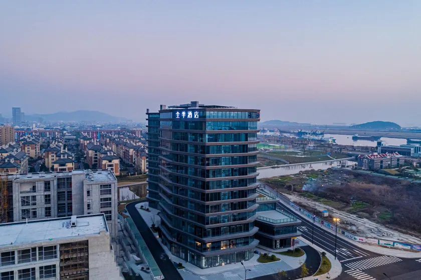 Ji Hotel Zhoushan New City - Image 1