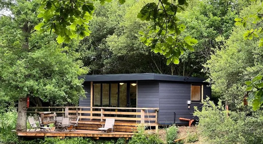 Cackle hill lakes, Kingfisher Lodge - Image 1