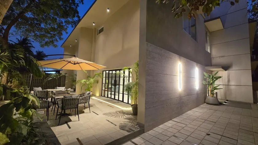 Central Residence by Paramount Hospitality - Image 1