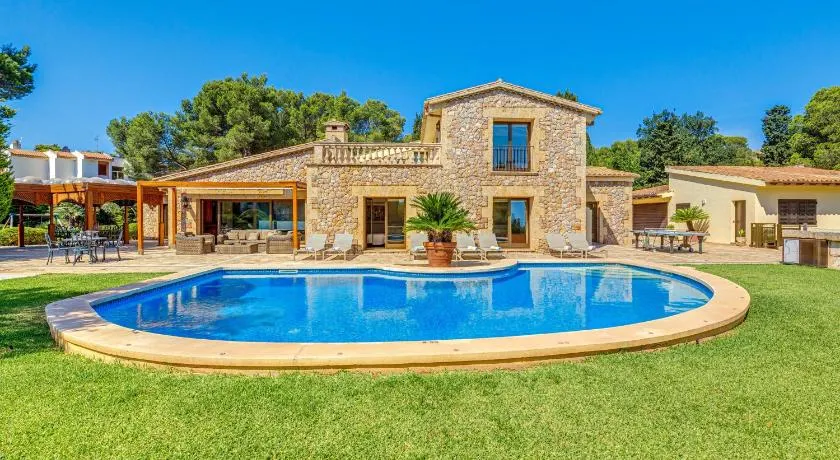 Casa Del Pinaret - Image 1