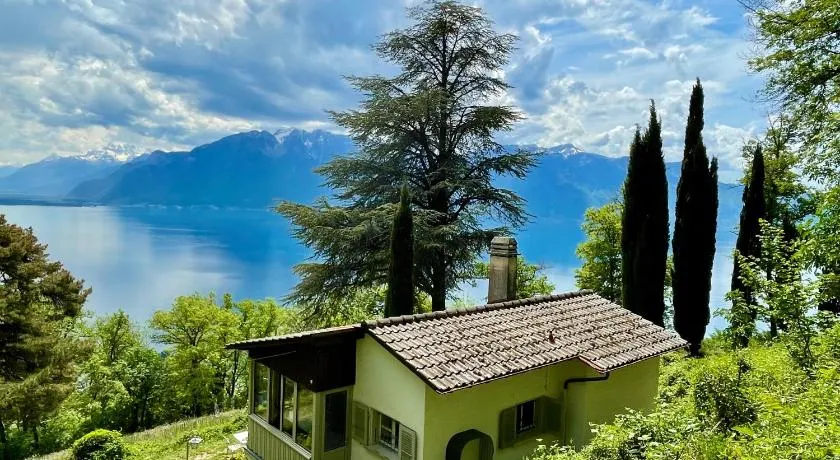 Lavaux Lodge - Romantic escape with magic views! - Image 1