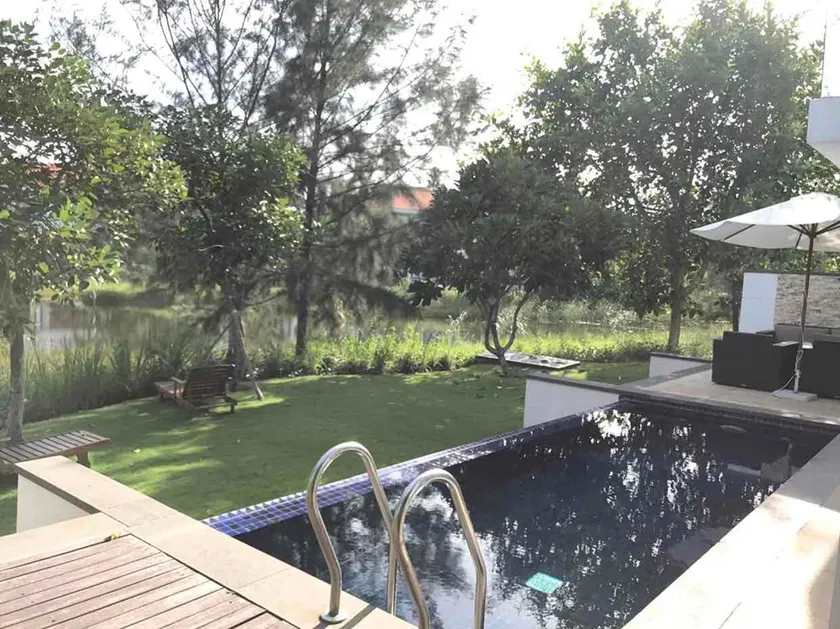 Beauty 3 Bedrooms Villas Private & Public Pool - Image 1