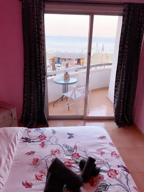 Larnaca Beach Apartment - Image 1