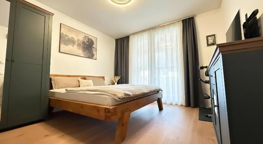 Accommodation at a prime location - near messe - Image 1