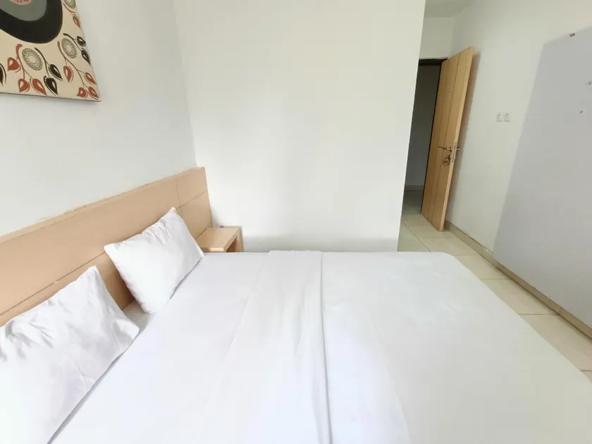Urbanview Hotel B Liv Kendari by RedDoorz - Image 1