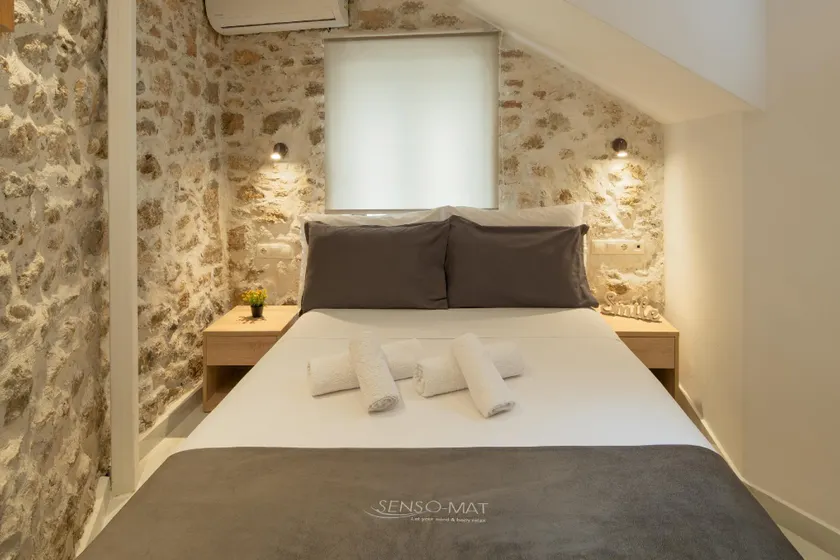 Anassa 2 City Center Apartment - Image 1