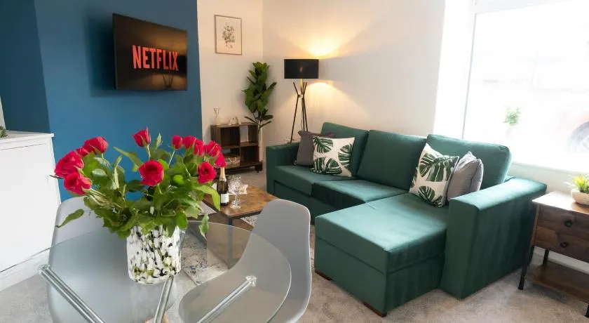 Modern 3B Home, ideal For Families and Contrators! - Image 1