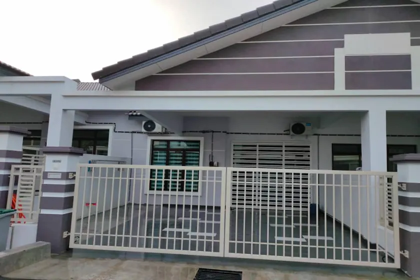 OYO Homes 90611 Homestay D'emas - Image 1